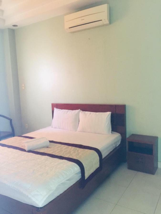Khach San Truong Son Hotel Ho Chi Minh City Exterior photo