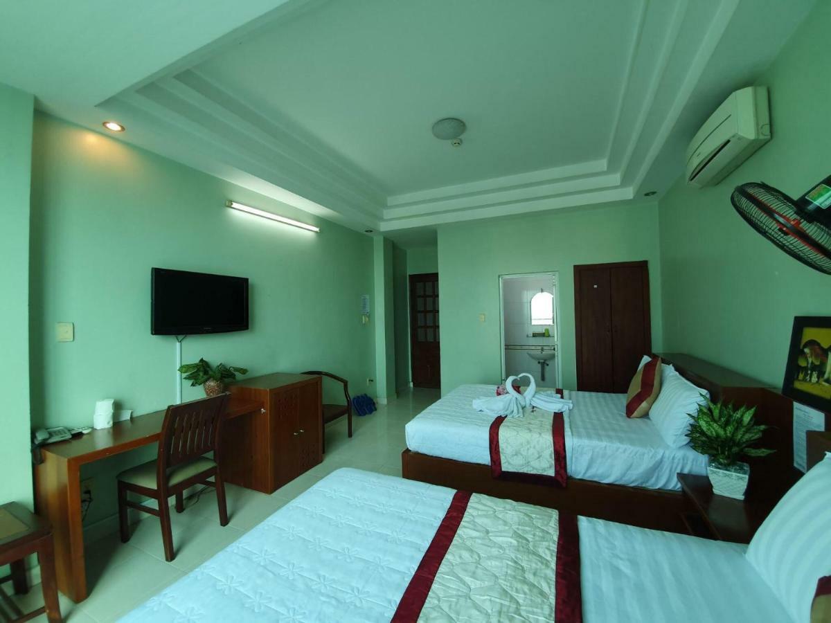 Khach San Truong Son Hotel Ho Chi Minh City Exterior photo